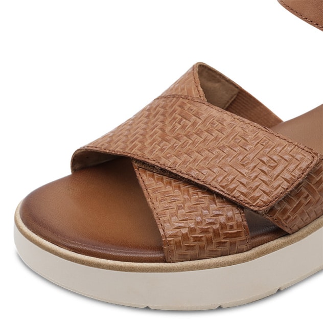 Γυναικεία Σανδάλια Ανατομικά Tamaris Comfort 8-88715-42